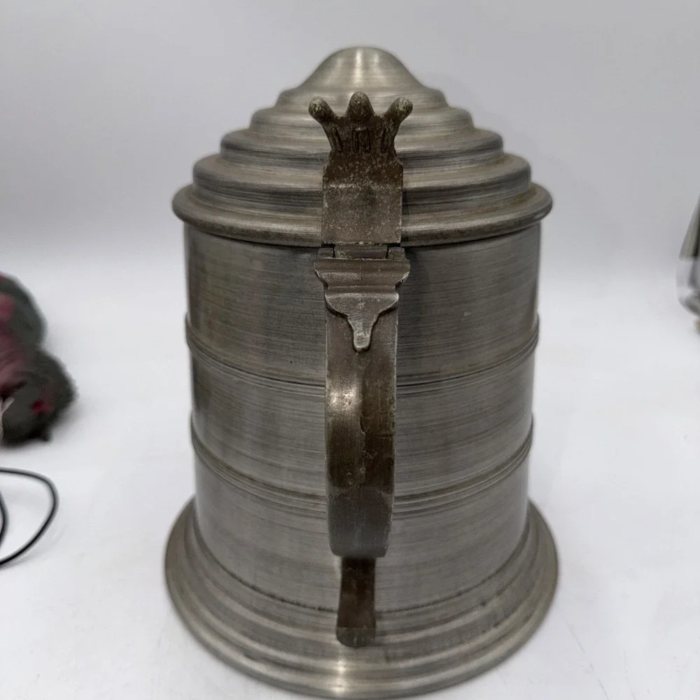 Vintage Ice Bucket Tankard Style W/Lid 11